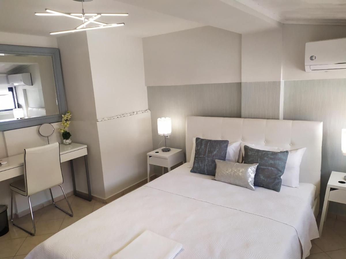 Amazing Maisonettes In Skiathos Екстериор снимка